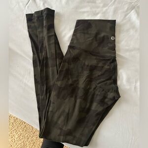 Lululemon Align leggings Green Camo 4